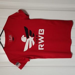 Woman's Team RWB Tech Tshirt Vneck new balance
